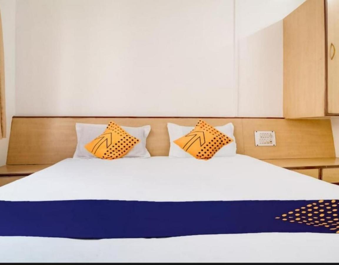 Hotel Rahi Nashik Exterior photo